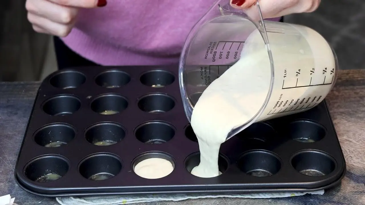 mini pizze sa tečnim testom